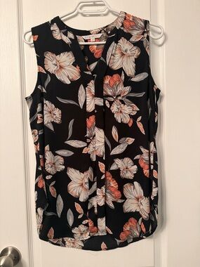 cleo Black Floral V-Neck Sleeveless Blouse with Cream & Coral Accents